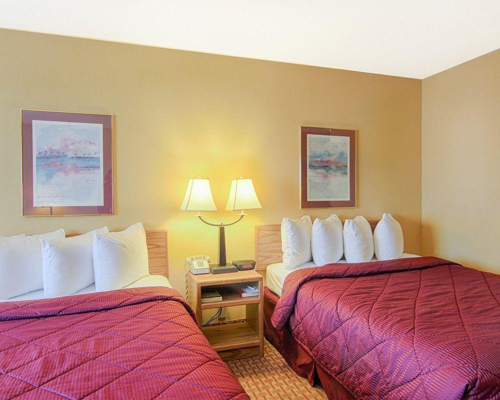 Quality Inn & Suites Wisconsin Dells Downtown - Waterparks Area Exterior foto