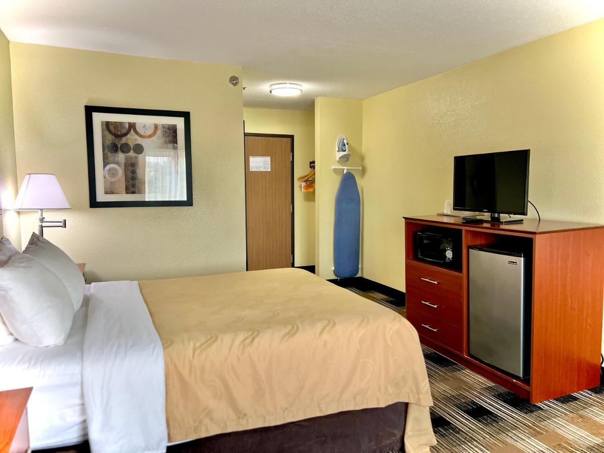 Quality Inn & Suites Wisconsin Dells Downtown - Waterparks Area Exterior foto